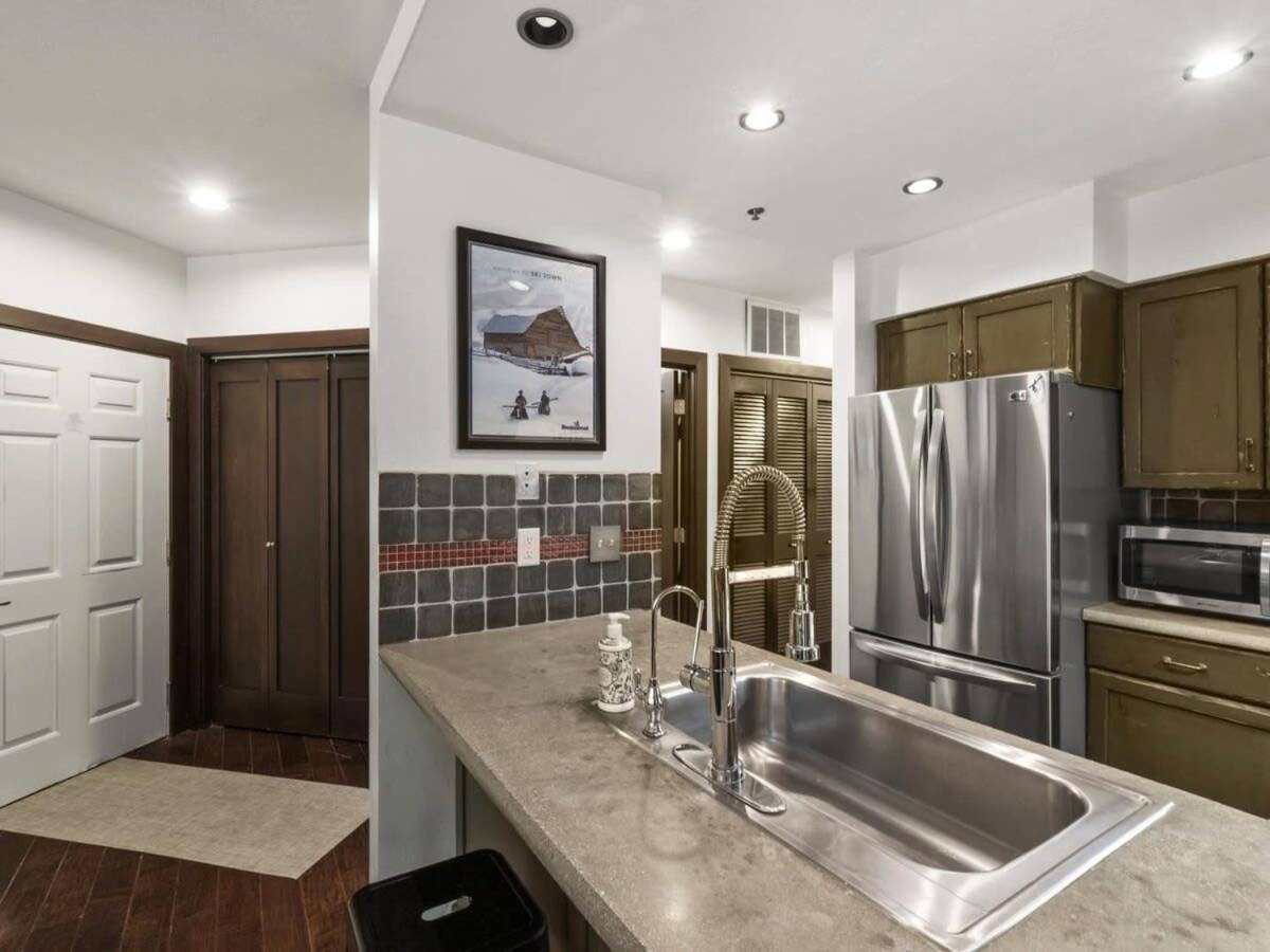 Gorgeous 1Br Steps From Lifts With Private Hot Tub Park City Exterior foto