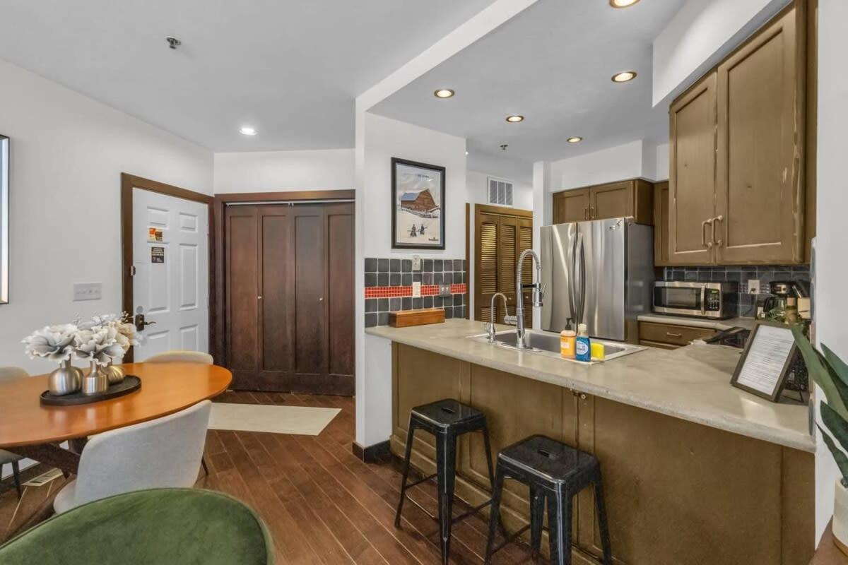 Gorgeous 1Br Steps From Lifts With Private Hot Tub Park City Exterior foto
